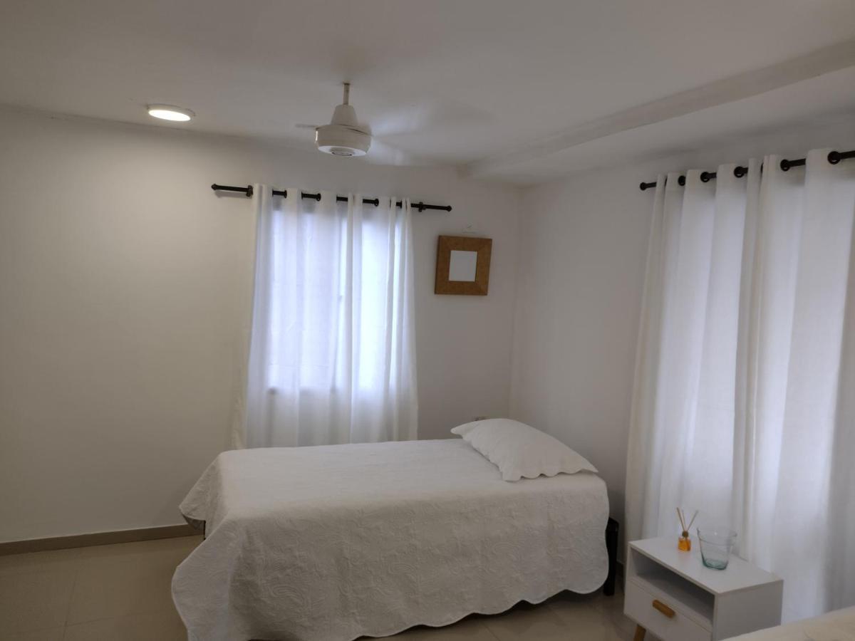 Clementina Hostel Cartagena エクステリア 写真